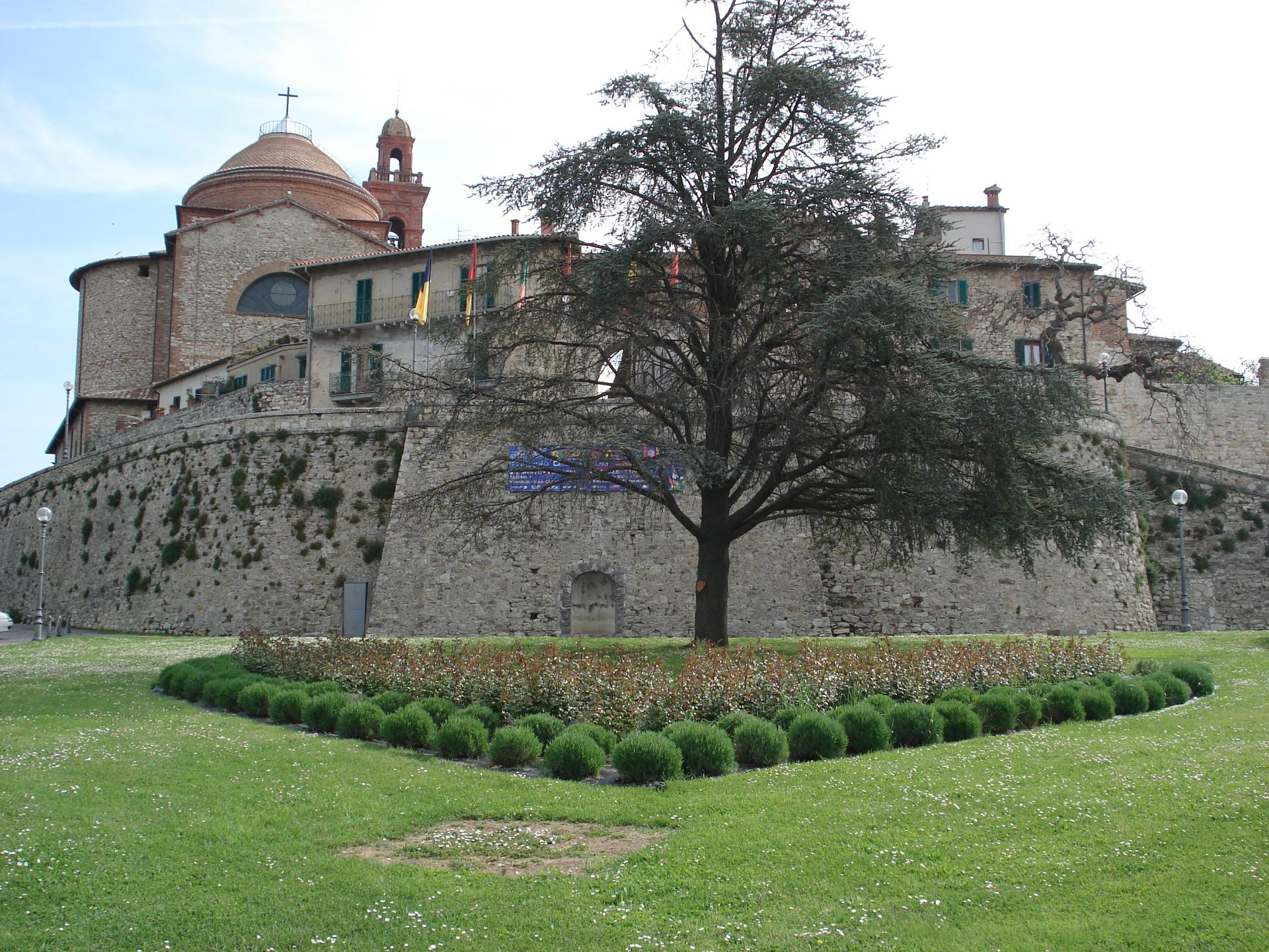 castiglione del lago luoghi da visitare subretia residenze di campagna umbria rocca di fabbri