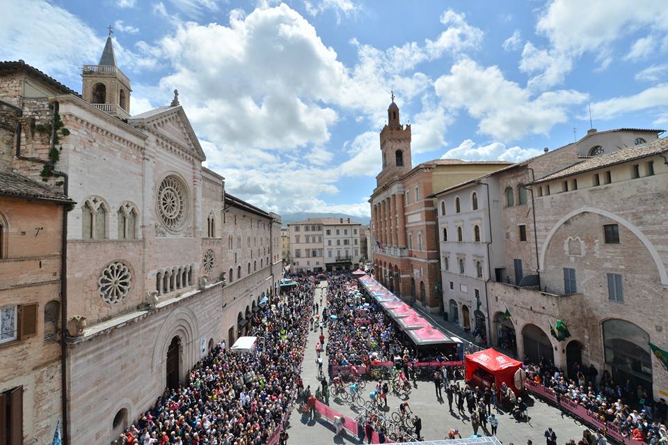 foligno quintana luoghi da visitare subretia residenze di campagna umbria rocca di fabbri